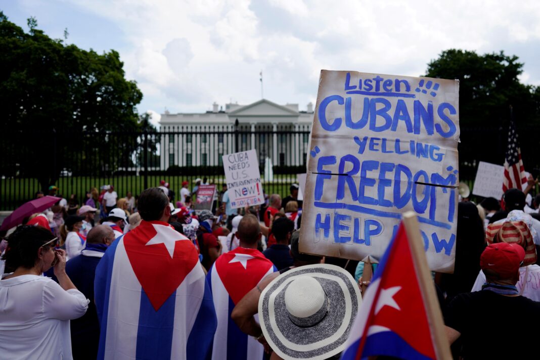 Cuba al límite: el Gobierno confirma conversaciones con Estados Unidos mientras la isla sufre una grave crisis energética